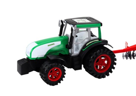 Traktor Ciągnik Z Przyczepą Maszyna Rolnicza Wał Strunowy Kosiarka Traktor Ciągnik Z Przyczepą Maszyna Rolnicza Wał Strunowy Kosiarka